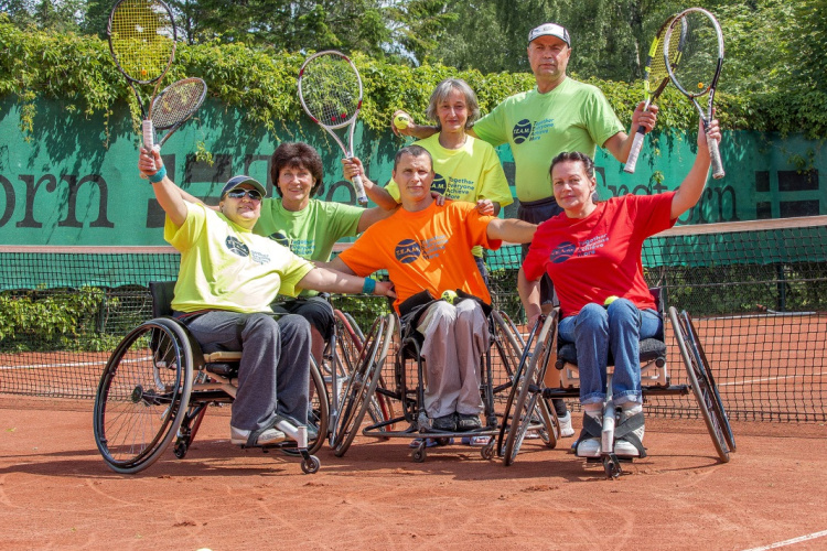 Foto: Latvijas Ratiņtenisa federācijas rīkotā treniņnometne